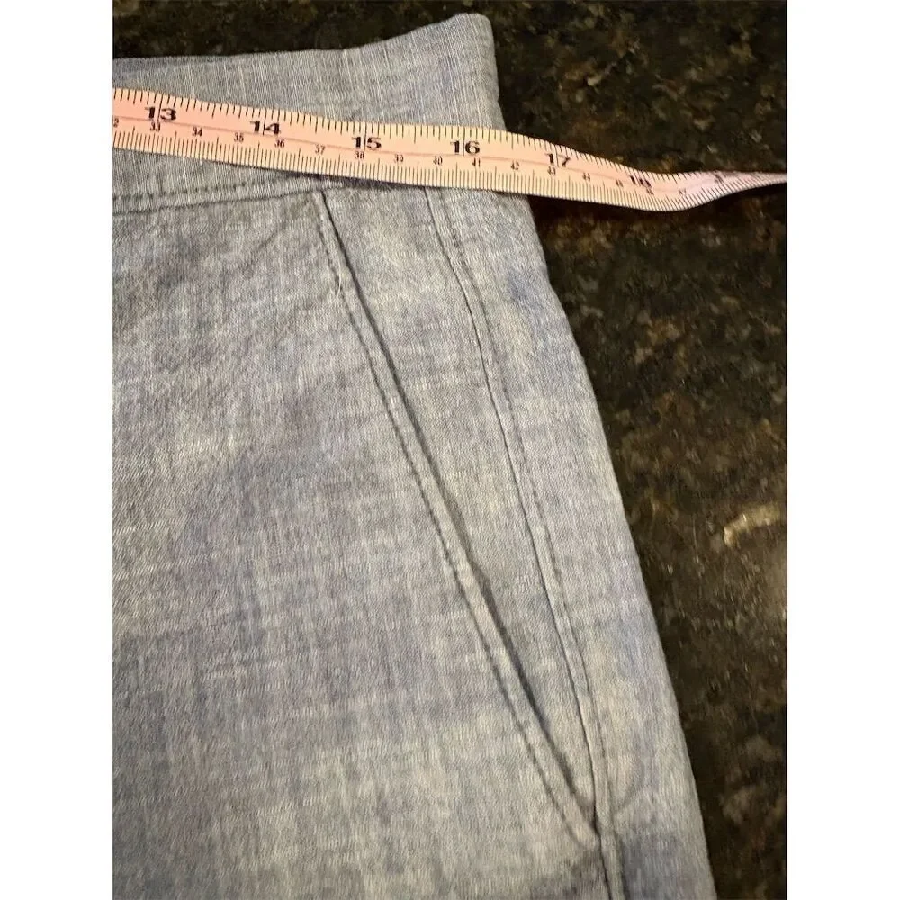 Banana Republic Men's Chambray Chino Shorts Blue Size 32 Casual